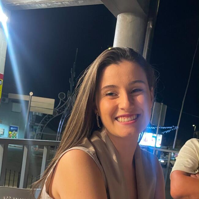 Babysitter in Vila Cova: Margarida