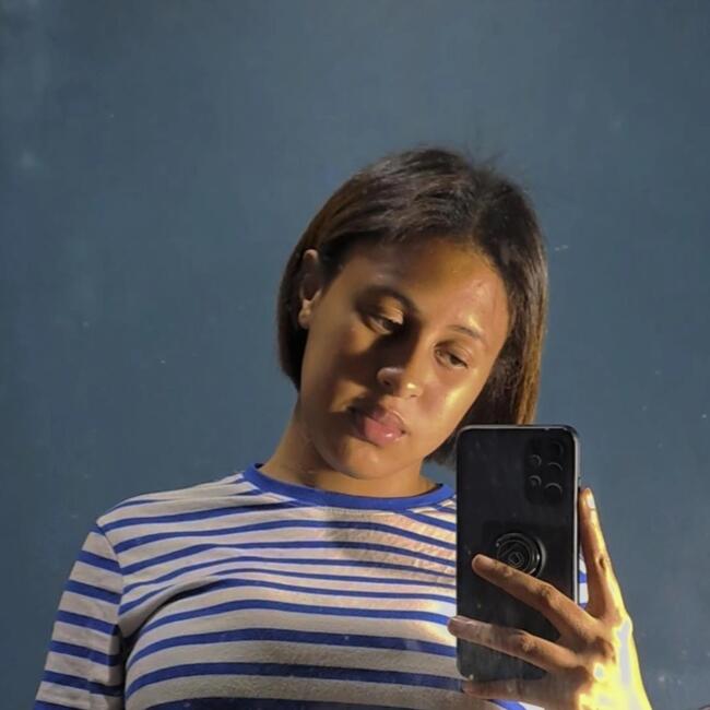 Babysitter in Port Elizabeth: Larshaney Davids