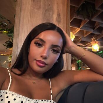 Baby-sitter à Asse: Sara