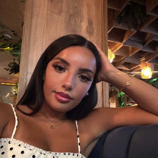 Baby-sitter à Asse: Sara
