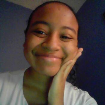 Babysitter in Astana: Kayla