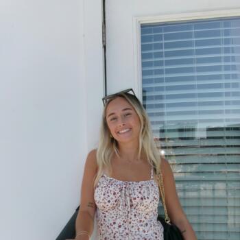 Babysitter Newcastle: Annabella