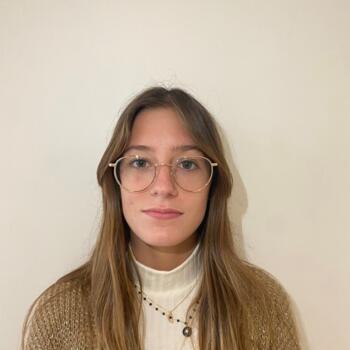 Babysitter Treillières: Lola