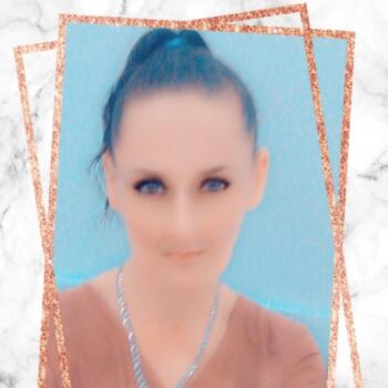 Babysitter in Wollongong: Angela 