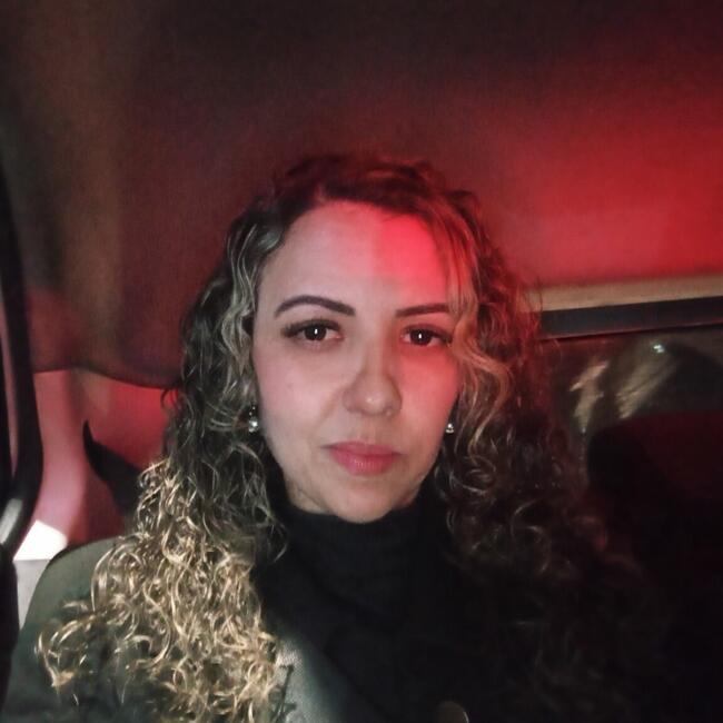 Babysitter in Porto: Luciana