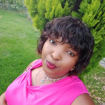 Nanny in Port Elizabeth: Sinazo