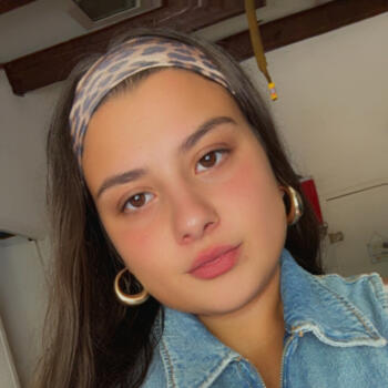Babysitter in Auriol: Lucie