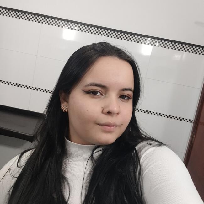 Babysitter in Campo Grande: Luana