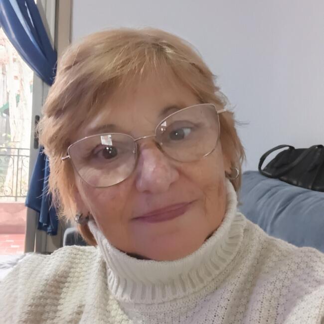 Babysitter in San Martín (Buenos Aires): Leticia