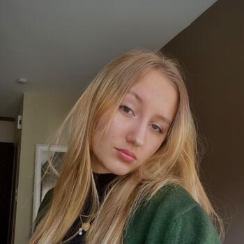 Babysitter in Nancy: Lorène