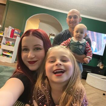 Babysitting job in Entrange: babysitting job Camille