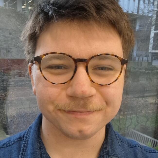 Babysitter in London: Ben