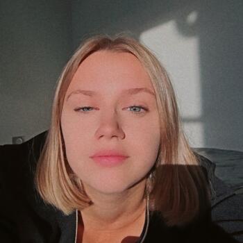 Babysitter in L'Aigle: Sarah