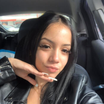 Babysitter Tagarádes: Anastasiia