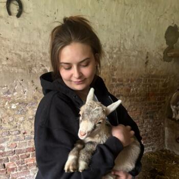 Nanny in Noyelle-Vion: Ingrid