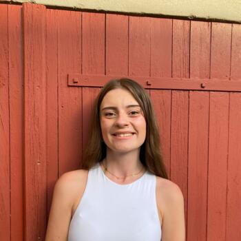 Babysitter in Pau: Perine