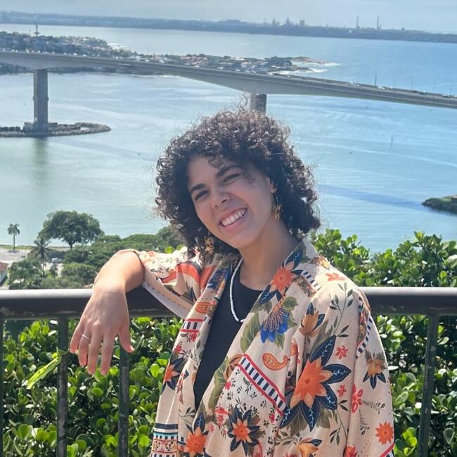 Babá em Vitória: Letícia