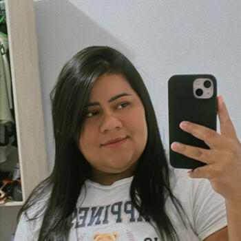 Babá em Rio Verde: Manuella