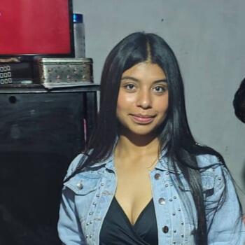 Babysitter in La Calera: Alisson