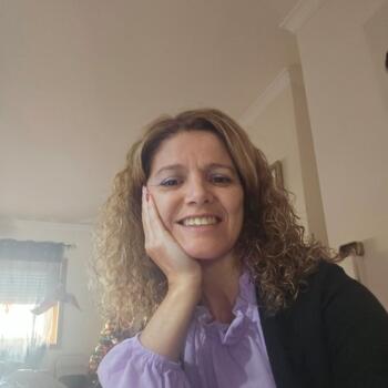 Babysitter em Bragança: Carla