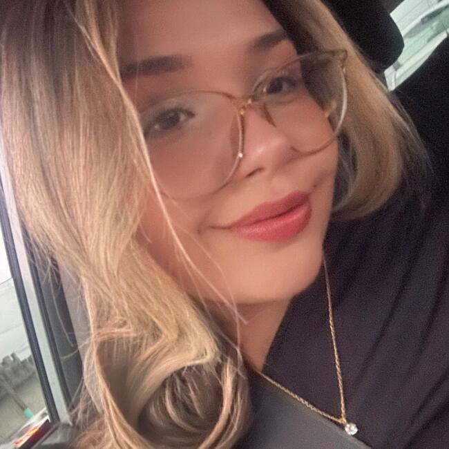 Babysitter in São Vicente: Stephany