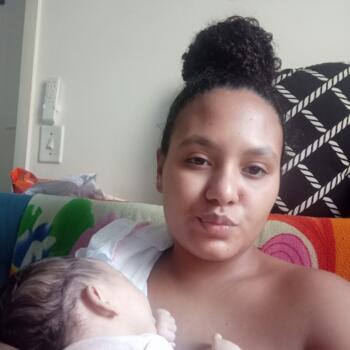 Babysitting job in Bertioga: babysitting job Giovanna
