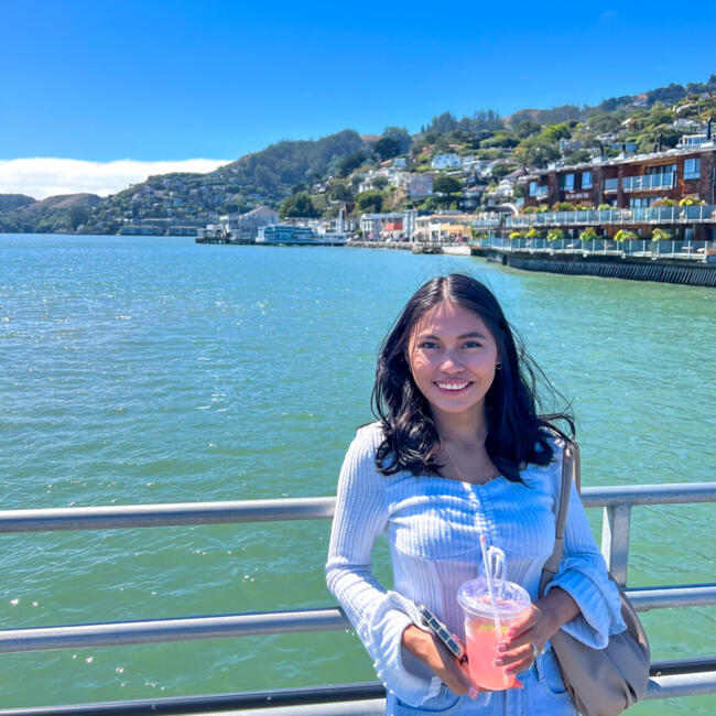 Babysitter in Nampa: Regane