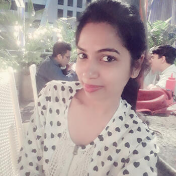 माता-पिता नोएडा: Sakshi