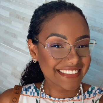 Babá Rio de Janeiro: Larissa