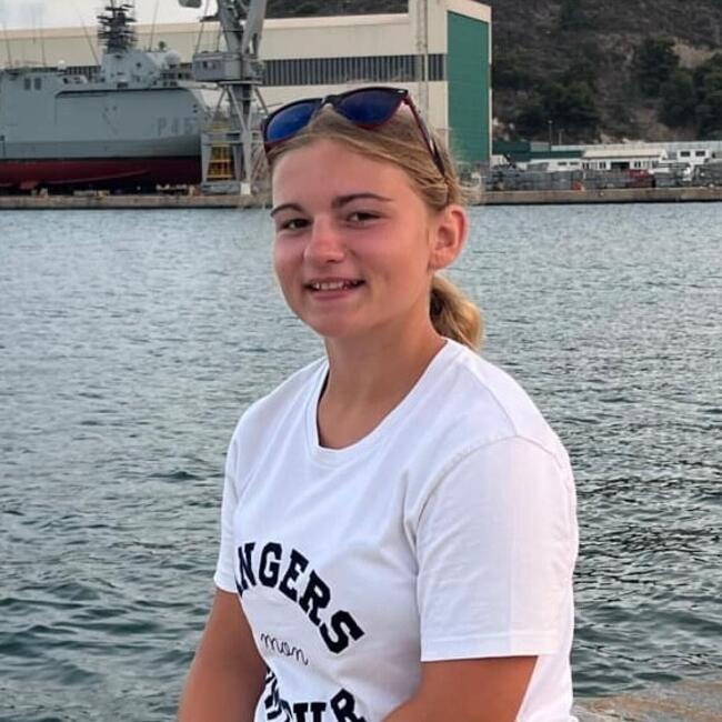 Babysitter in Berloz: Coralie