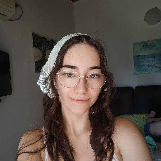 Babysitter in Brighton: Andreia