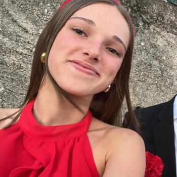 Babysitter in Annonay: Lou