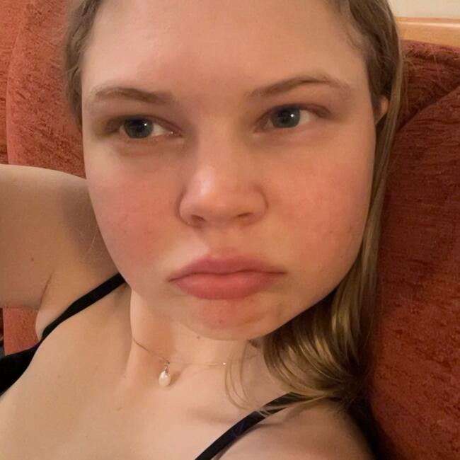 Babysitter in York: Meighen