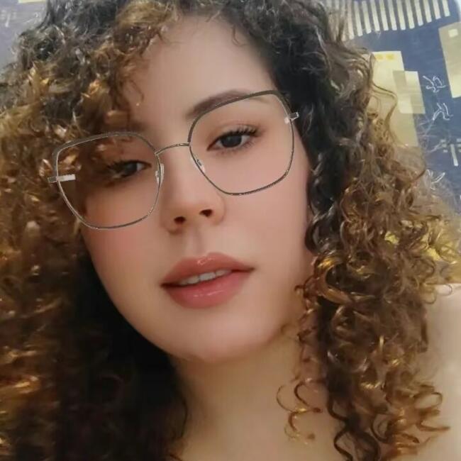 Babysitter in Ipatinga: Anadir Beatriz