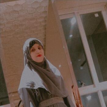 Babysitter Mumbai: Muskan