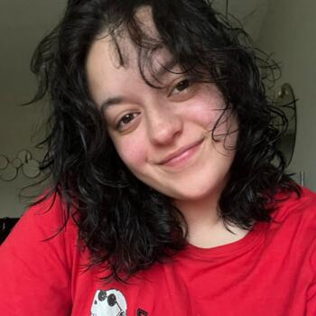 Babysitter in Saint-Lô: Anais