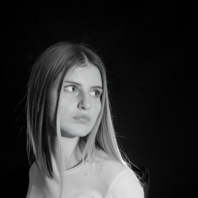 Babysitter in Montreuil: Alexandra