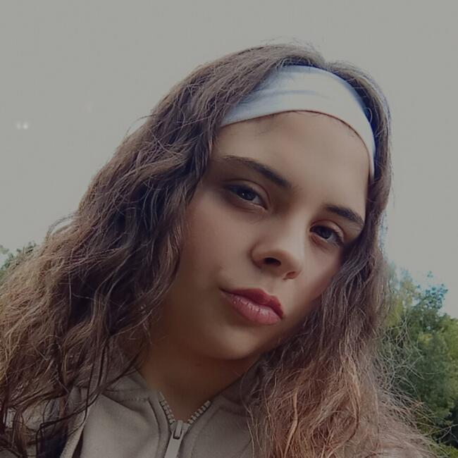 Babysitter in Amiens: Lea