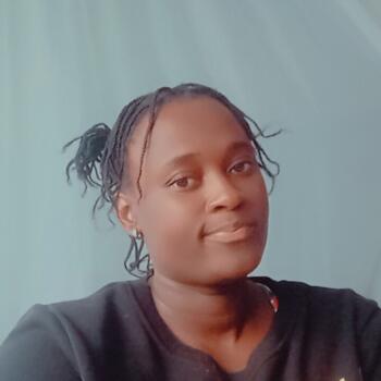 Babysitter in Nairobi: JOSEPHINE
