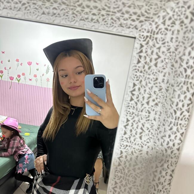 Babysitter in São Paulo: Thalia