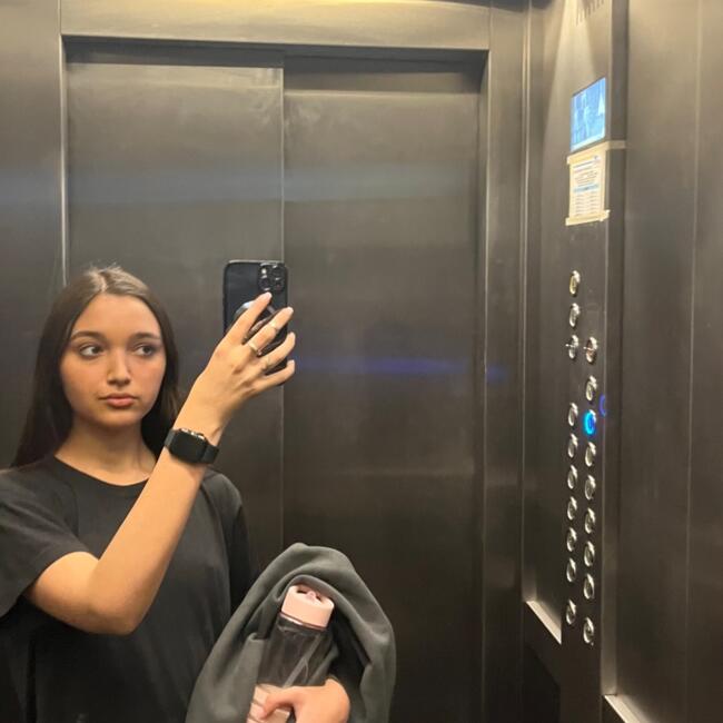 Babysitter in Buenos Aires: Delfina