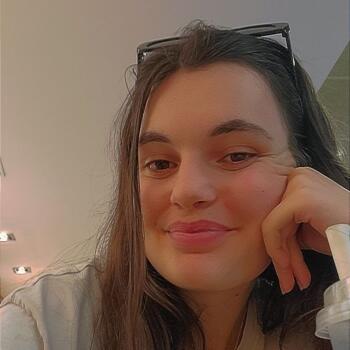 Babysitter in Antony: Emma