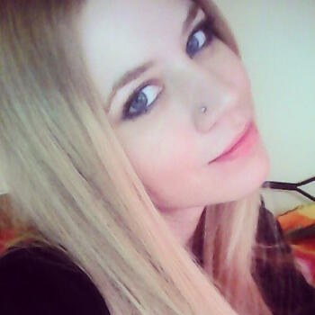 Δουλειά για babysitter στην περιοχή Βριλήσσια: δουλειά φύλαξης παιδιών Ειρήνη