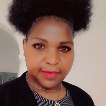 Babysitter Cape Town: Lucia