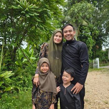 Kerja pengasuh di Sepang: kerja pengasuh Asiahani