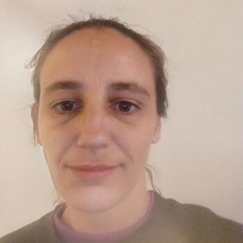 Babysitter a Lower Hutt: Nicole