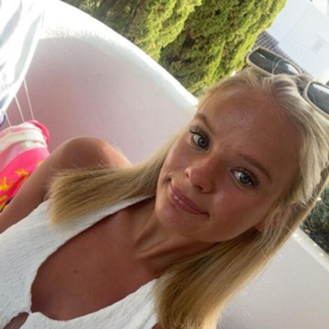 Babysitter in Chelmsford: Holly