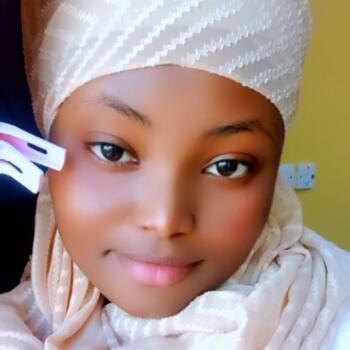 مربية أطفال في دبي: NABUKENYA