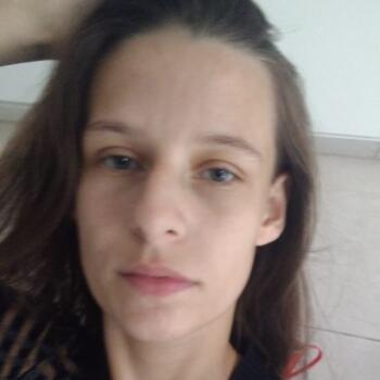 Babá em Balneário Camboriú: Bárbara