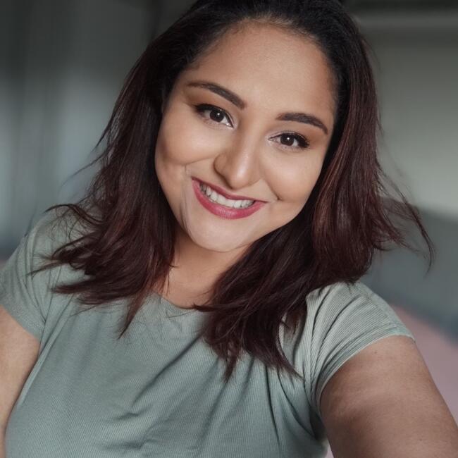 Babá em Porto Alegre: Valéria